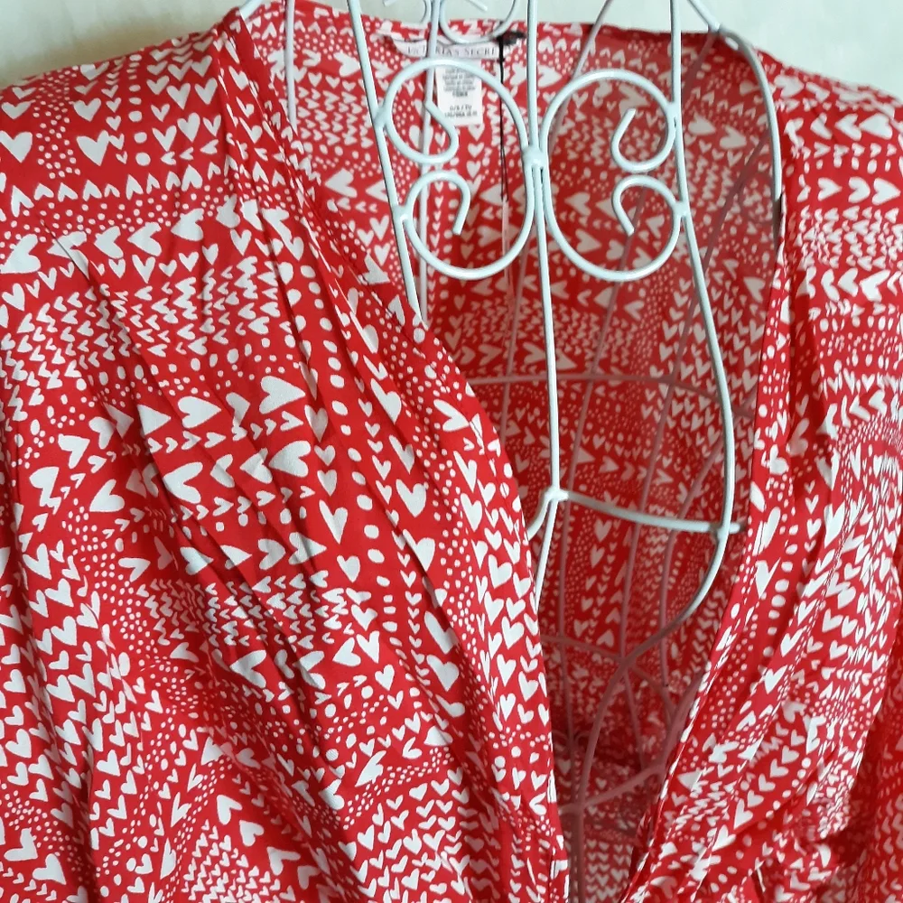 Victoria's Secret Hearts Cover-Up/Loungewear NWT OSFM